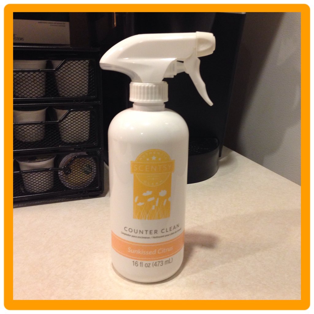 Scentsygal17's tweet photo. Smells good in here. No bleach smell! #scentsy #scentsyaddiction #salemonth https://t.co/lW7bhdCjyD https://t.co/1DgUHsd0rq