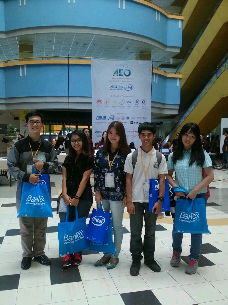 CTCUAJY's tweet photo. We're live from Binus for Asian English Olympic 2016! Let's do the best! @DimasAcidimetry @ellen250796 @gandhawangi https://t.co/bB1EfsX0Yp