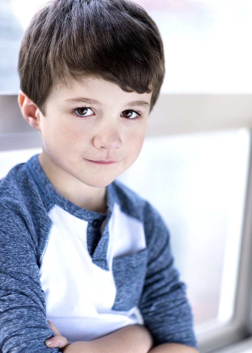 happy55girl's tweet photo. Cheering Anthony on @ his next big audition! #lifeofAnthony #SeanCosseyCasting #yvrshoots #actorslife #youngactor https://t.co/VLteUlpVcc