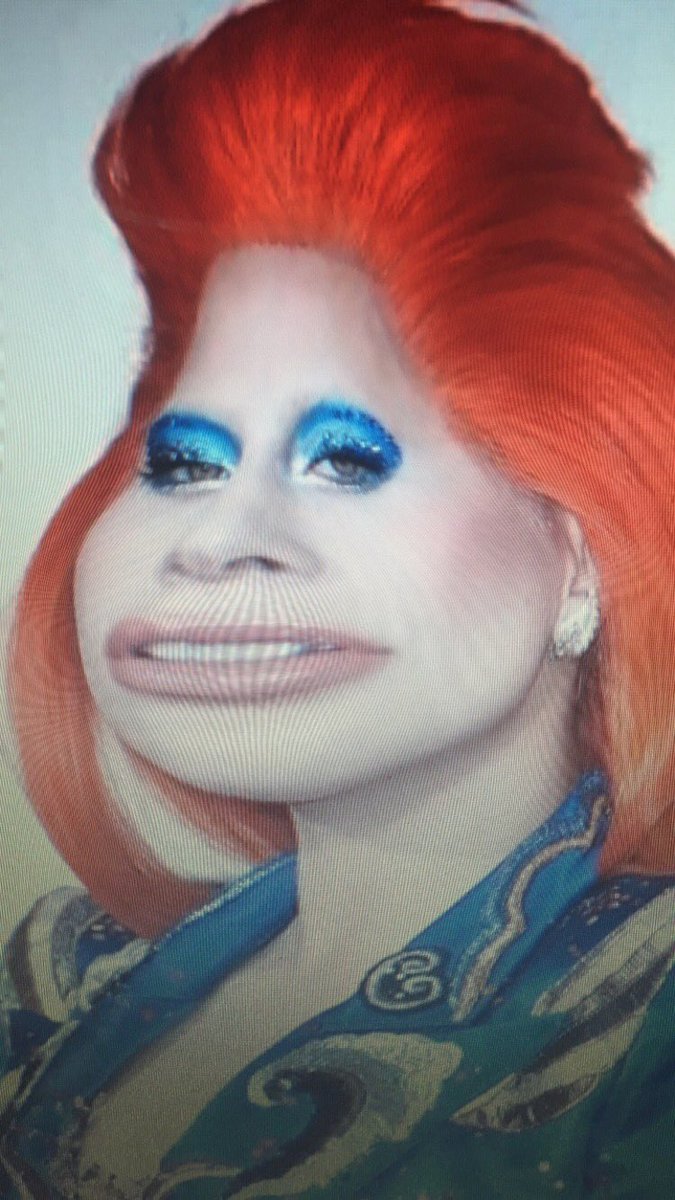 FamousInSnap tweet picture