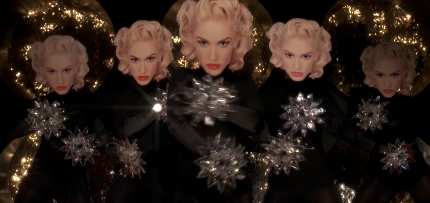 people's tweet photo. Ahhh! @gwenstefani's new music video for 'Make Me Like You' was 🙌🏼✨😍 #GRAMMYs https://t.co/yIsr8pIzSg