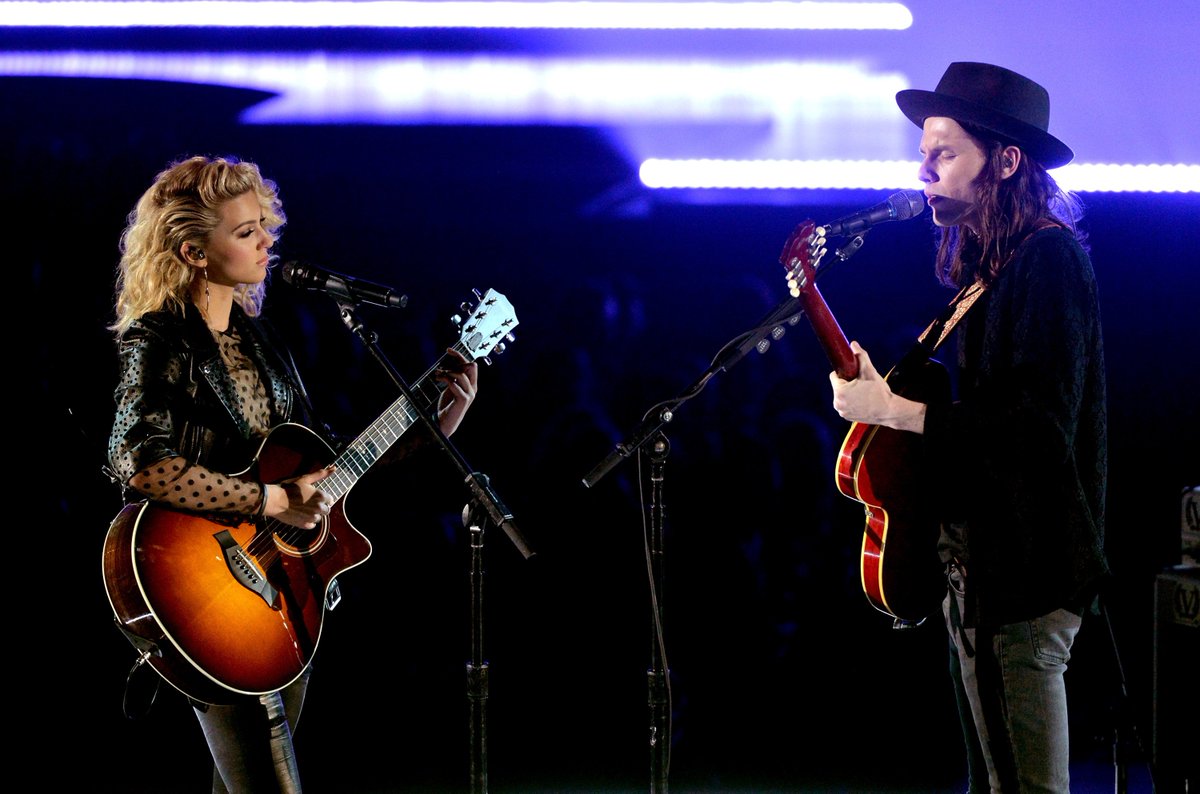 billboard's tweet photo. Tori Kelly & James Bay mash-up their hits "Hollow" and "Let It Go" at the #GRAMMYs https://t.co/CwnsKMog00 https://t.co/0qRG4IbFHd