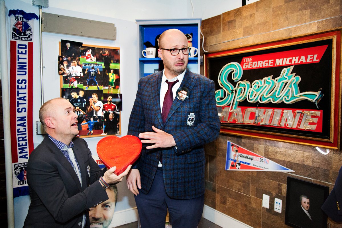 MUFCallinOne's tweet image. @MenInBlazers  in 15 min. Are you ready? #mufc #mcfc #lcfc