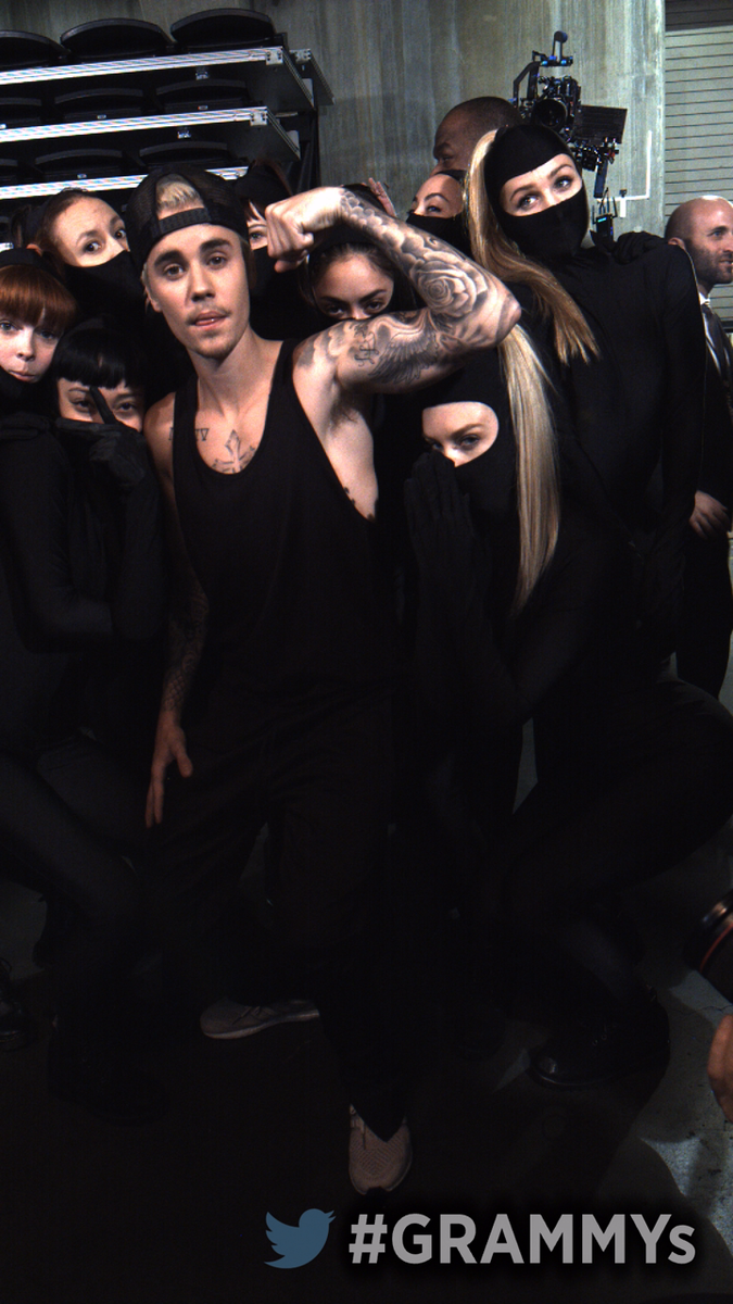 RecordingAcad's tweet photo. Backstage at #GRAMMYs with @justinbieber https://t.co/C9AjA2hYSI https://t.co/bMWCA2MXjo