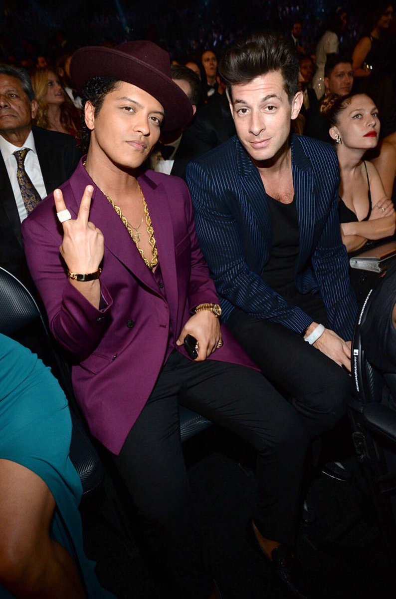 Mark ronson bruno. Mark ronson bruno mars. Mark ronson bruno. Mark ronson bruno. Bruno mars mark ronson uptown.