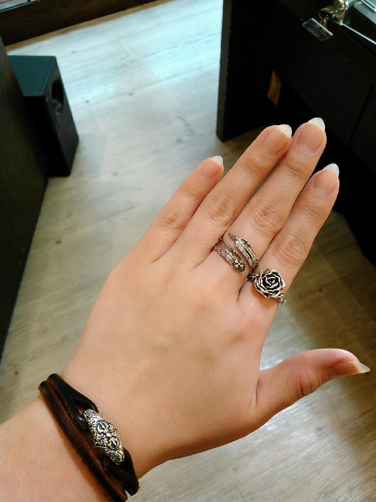 500円引きクーポン】 ソカロ リング rahathomedesign.com