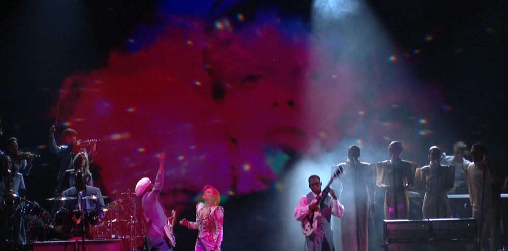people's tweet photo. LADY GAGA JUST WON THE #GRAMMYs https://t.co/e1bdolRs4Z
