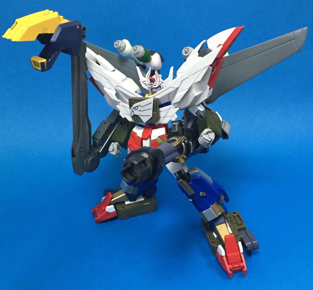 あるとん 製作当初 目標にしていたのはこのスーパーファイヤーダグオン いつか 実物を手に取りたい まだダグオン 本編を視聴していなかった為あの必殺技を知らず ファイヤーライオソードはファイヤーダグオン完成後に作る事になった 続く