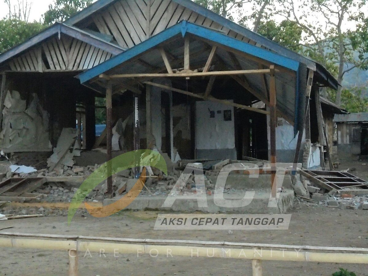 ACTforHumanity's tweet photo. Tujuh Sekolah di Sumba Barat Rusak Akibat Gempa Bumi

https://t.co/lLzQA5nRVu

#IndonesiaDaruratBencana https://t.co/ZggDnYtAIX