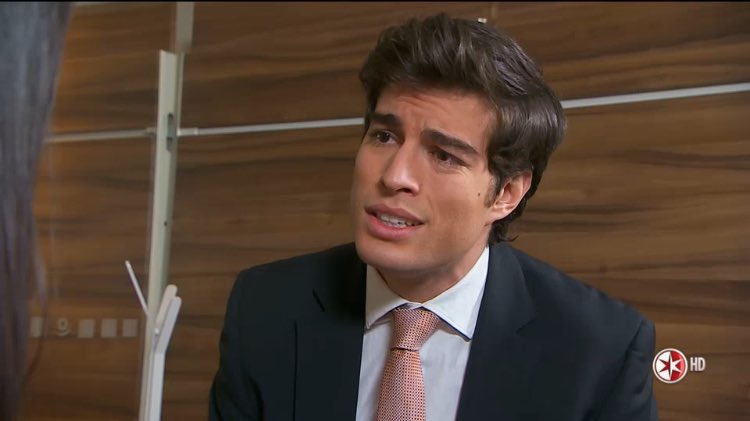 DaniloCFCTabMex's tweet photo. #Normal viendo @Pasion_Poder Está buenísima #Daniloc@s❤️ @DaniloCarrera https://t.co/xYG7Pt3zh7