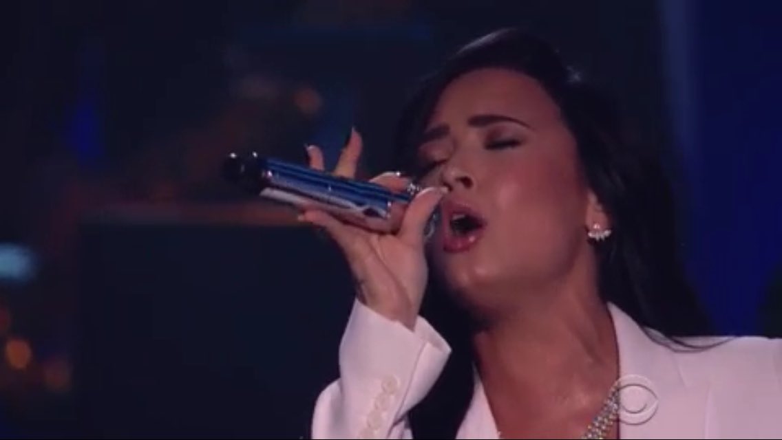 BlessedByDemi's tweet photo. PROUD @ddlovato #GRAMMYs https://t.co/OdiZn4u5r4