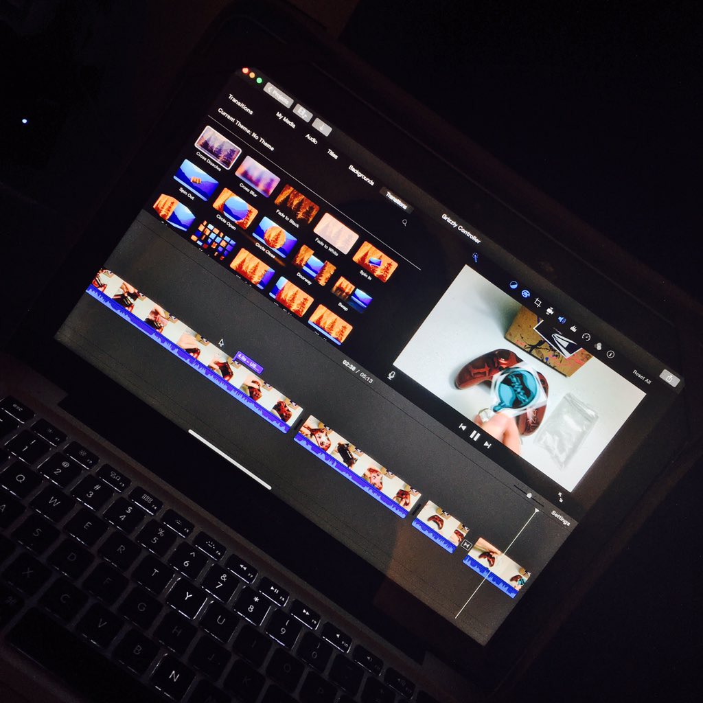 ProGrizzlyOG's tweet image. Late night editing @ProModz #Grizzly Custom Controller Unboxing Coming Soon w/Giveaway! #grizzlyarmy #promodz