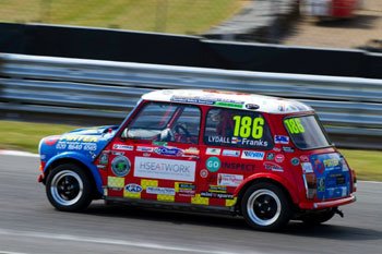 VarleyRedTop's tweet photo. Our @VarleyLithium Li-5 is used by @FireFightersRT in their 1380cc Mini https://t.co/QUuOmKTR34