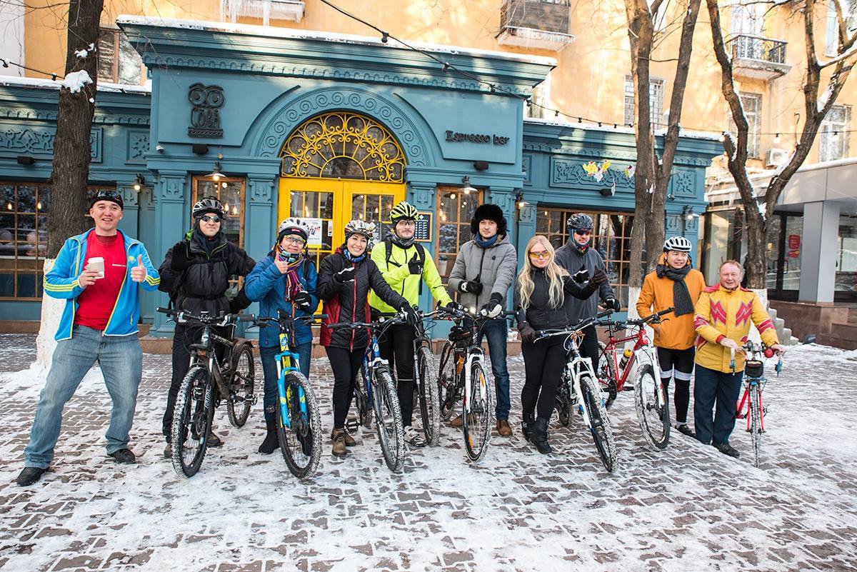 VeloAlmaty's tweet photo. Мы в десятке!
Велосипедисты Алматы приняли активное участие во Всемирном дне «На работу на велосипеде зимой». https://t.co/8tXf2mPpw6