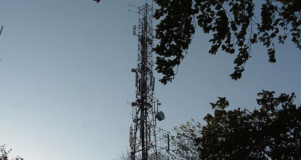 fmjtoday's tweet photo. Mitie receives maintenance call for Vodafone and O2 ... - https://t.co/UrDoCmujPU #facman #technicalmaintenance https://t.co/hfP5Ot9zjm