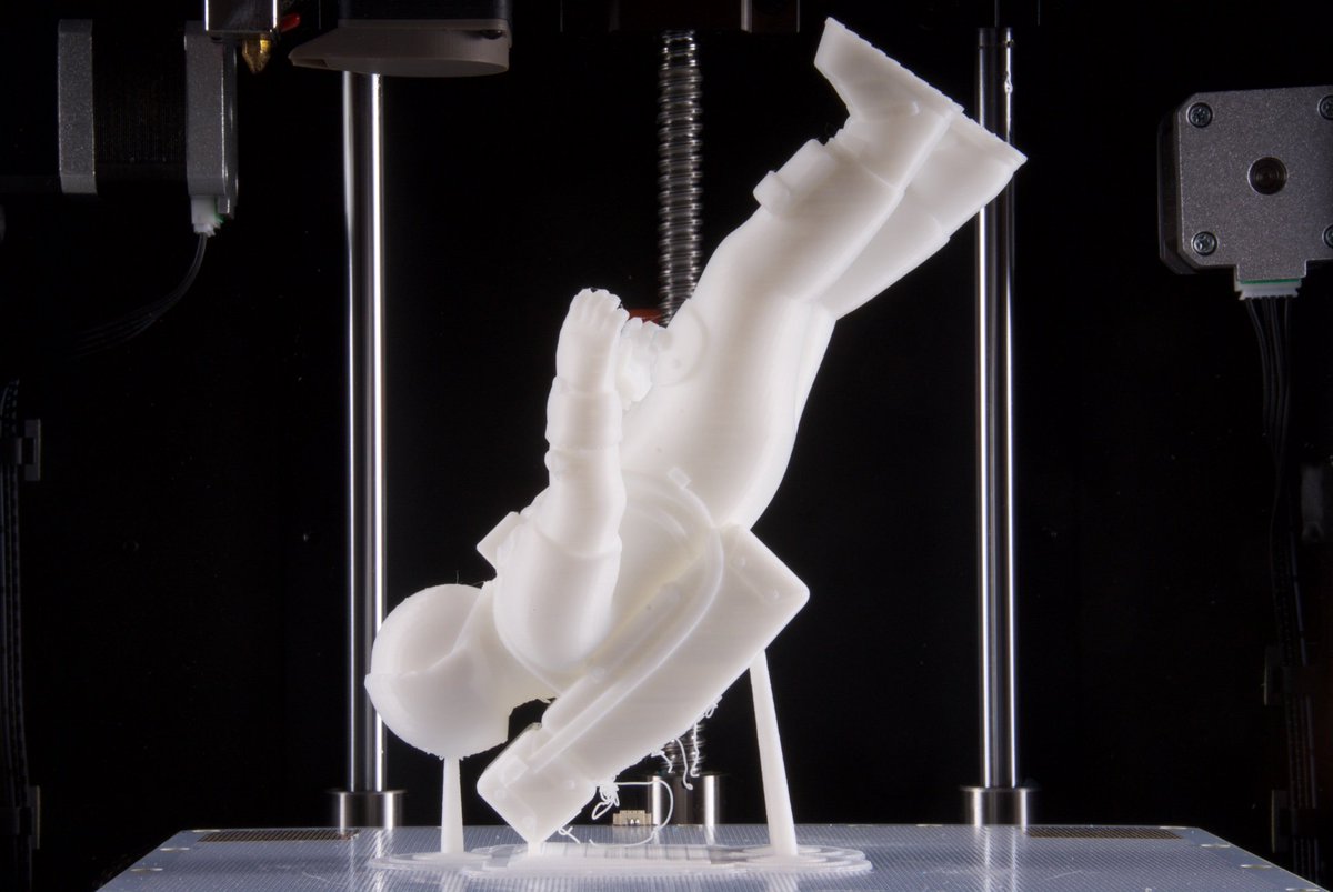 3Dmensionals's tweet photo. #ApolloAstronaut, as good as injection molding #ZortraxM200, #ZHIPS,@3dmensionals, @Xtrudr #maxgrueter https://t.co/8FT6nCfZPp