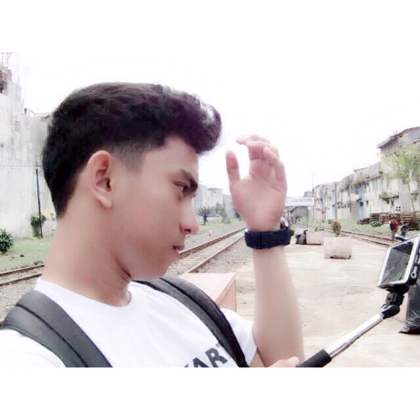 Real_CFY tweet picture