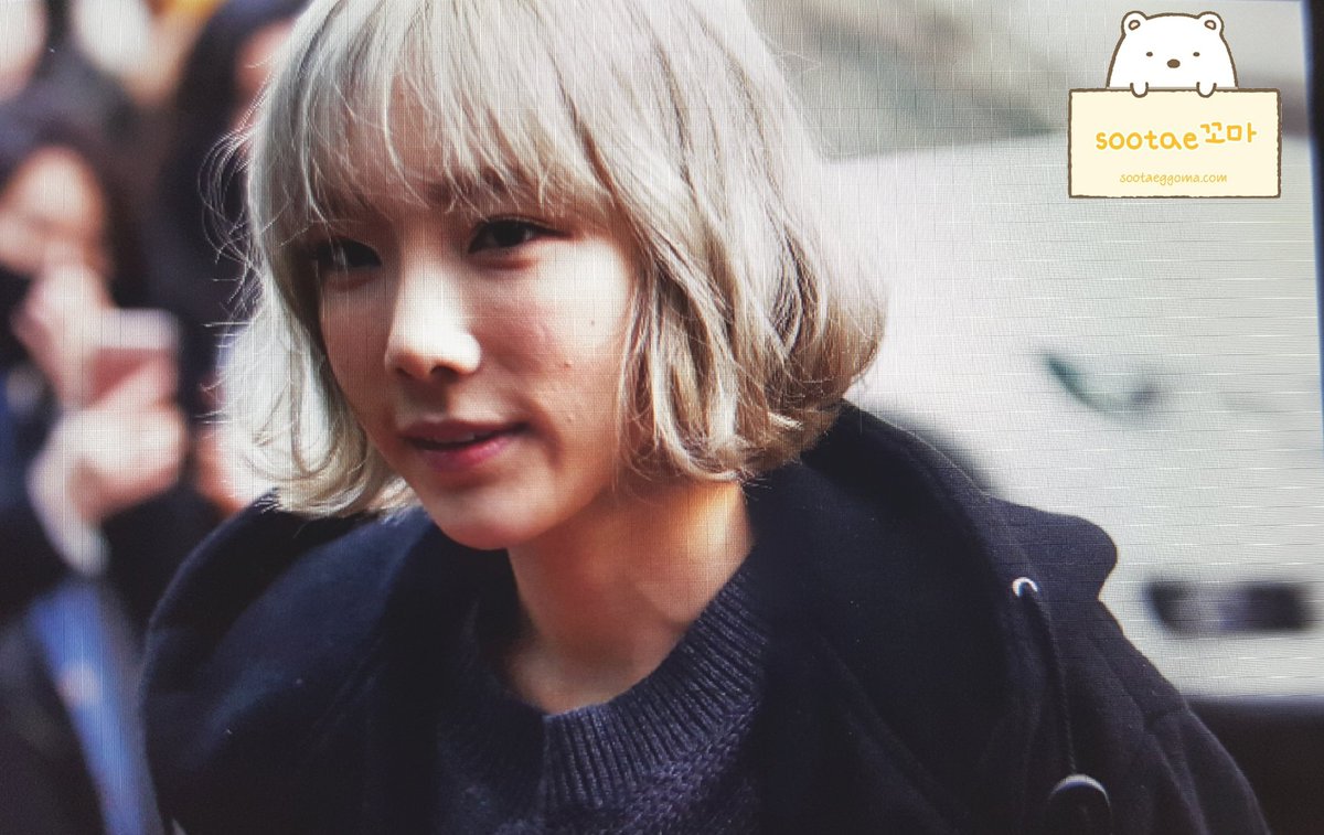 [PIC][17-02-2016]TaeYeon xuất hiện tại tòa nhà KBS để ghi hình cho chương trình "Yoo Hee Yeol's Sketchbook" vào hôm nay  CbUJCG8UcAAQuj-