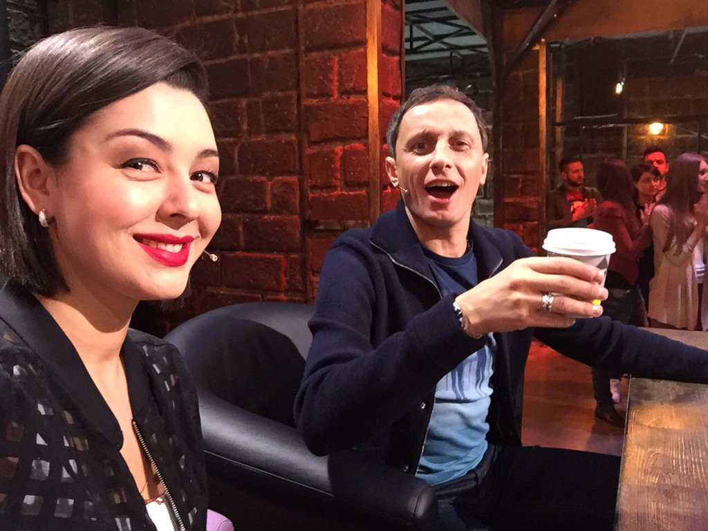 Всем доброУтр!!)) Давненько здесь не была я..)) Желаем с Вадиком       ВСЕМ-ВСЕМ отличного дня со съемок #НеСпать!