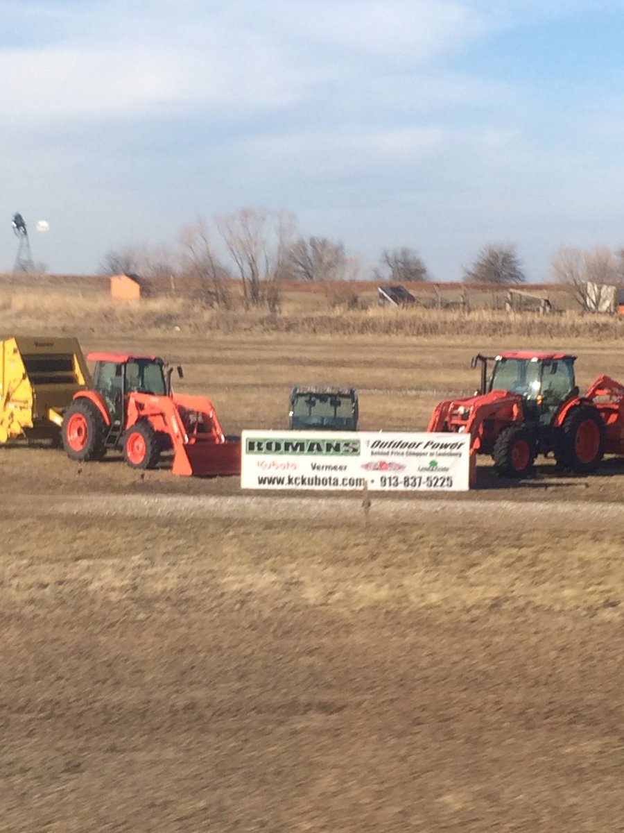 deleeag's tweet photo. Looks like a @Tractorland_Ltd display...I spotted it today near Louisburg, Kansas on #ShowMeYFR tour #TeamKubota https://t.co/FkVi4nmjXZ