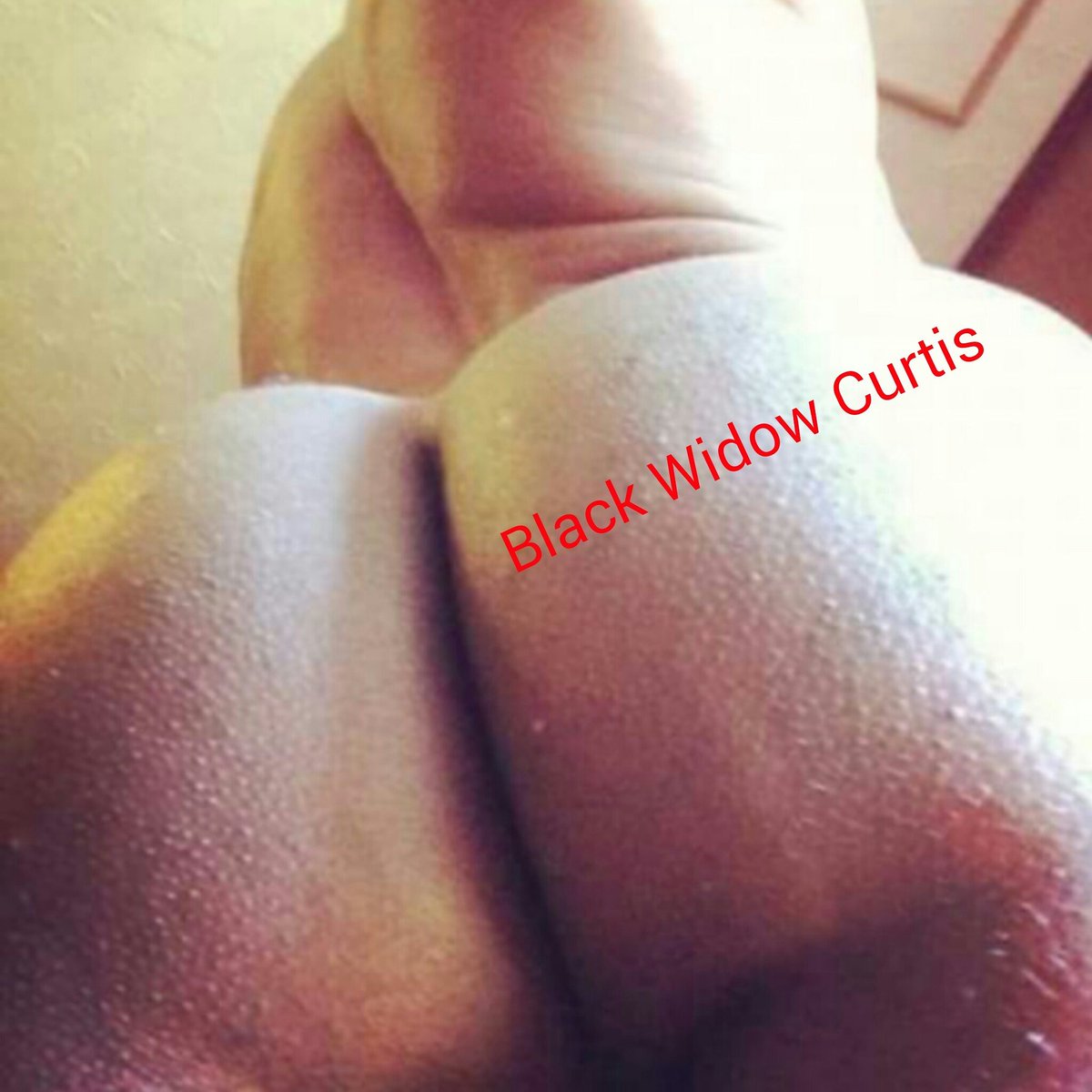 curtis759398's tweet photo. I let yall get a glance @ me lol ๐
#bigbootymen
#guyswithbooty
#guysdoitbetter
#blackass
#blackgaybooty
#BlackWidow https://t.co/9IKQXRVVSu