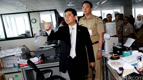 PNS Tak Produktif Terancam Dipensiunkan Dini Hingga Pemberhentian de.tk/6Yj3gU