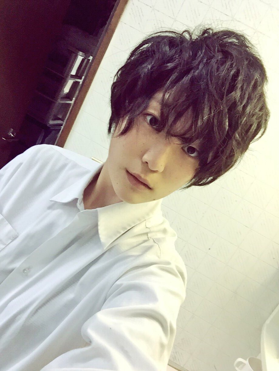 ふう 美容垢 スパイラル髪セット 一応伊野尾慧 風でやってみたんですが んんんんって感じになりました 笑 髪セット 伊野尾慧 Heysayjump 少しでもいいなと思ったらrt 少しでも似てると思ったらrt T Co Iffqfibwyg Twitter