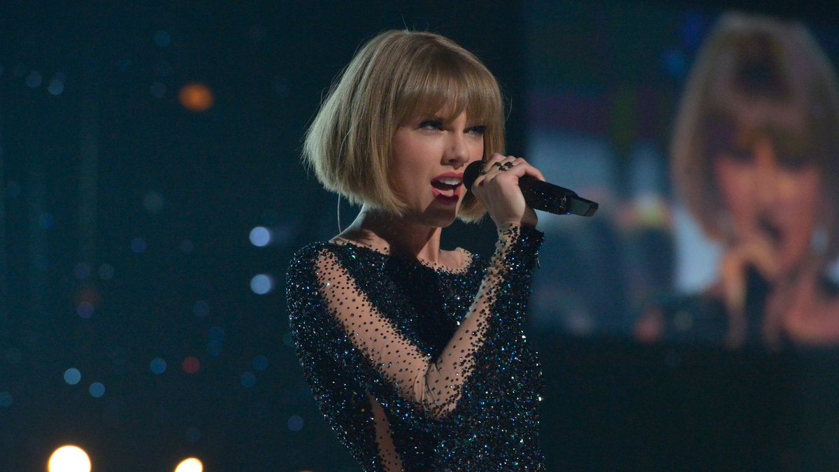 MTVNEWS's tweet photo. Taylor Swift’s Bombastic ‘Out Of The Woods’ Grammy Opener Even Had Adele Singing Along https://t.co/oMygZrJXCj https://t.co/IY41f3WRD8