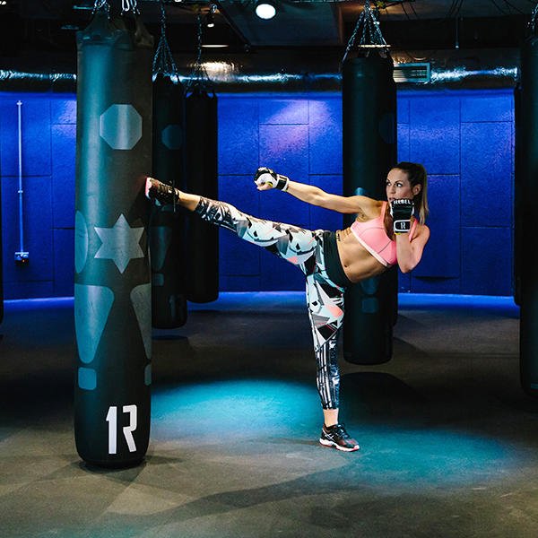 sweatybetty's tweet photo. Who's heading to the final Sweaty Betty Rumble class tonight? #GetFit4Free #SBKnockout https://t.co/NiIi3IHgD8 https://t.co/heGXeYcd2R