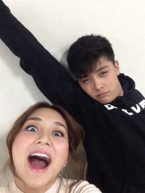 pusangchandria's tweet photo. ❁  i want to win @kbdpjoe's kn merch give-away  ❁ 

#VoteKathrynFPP #KCA ｡◕‿◕｡ https://t.co/sjlVNT0n8w