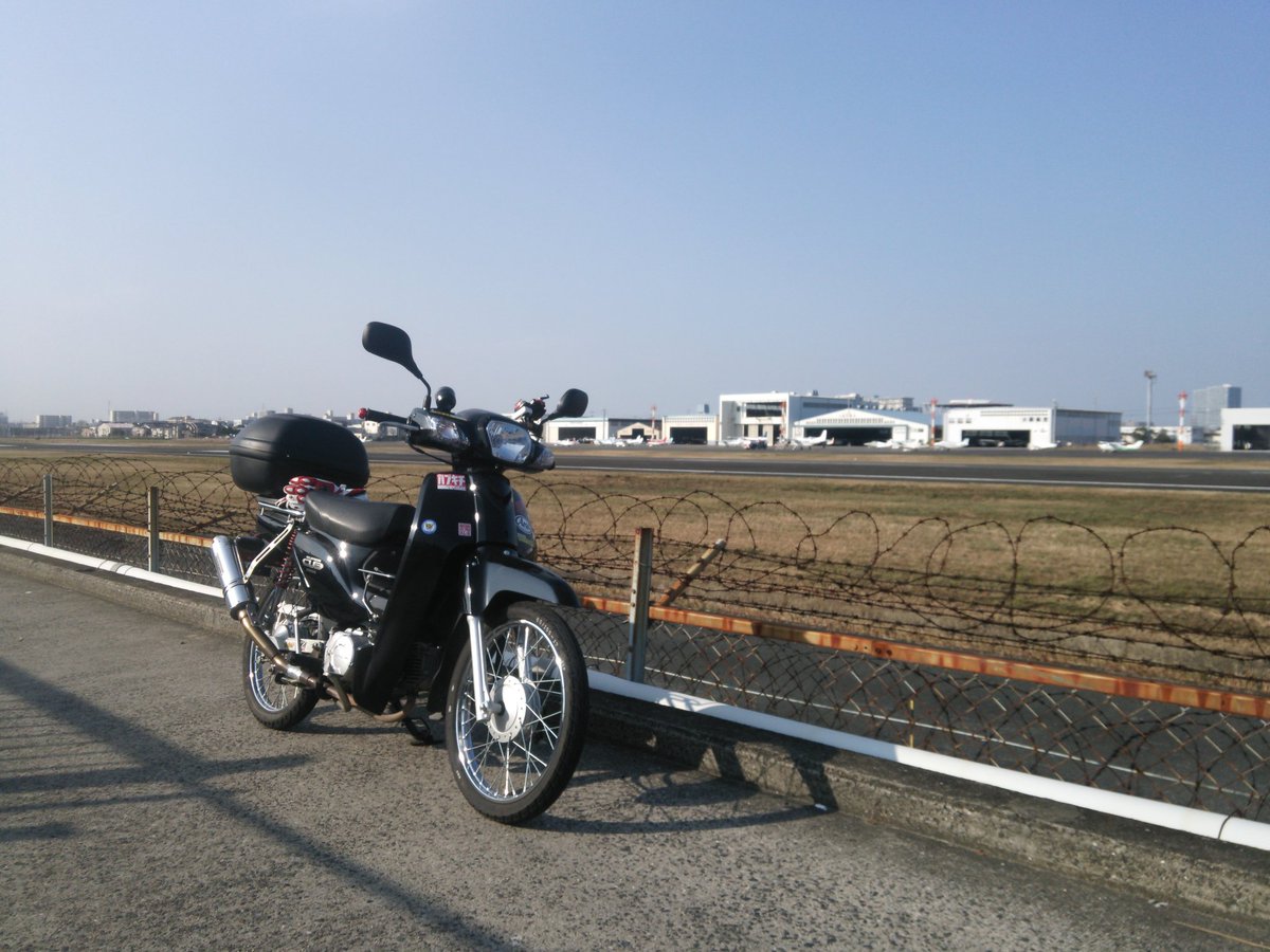 ken_rt_gsxr's tweet photo. #私のバイクお世辞でもかっこいいと言ってくれる人RT https://t.co/i0OTnDd5dW