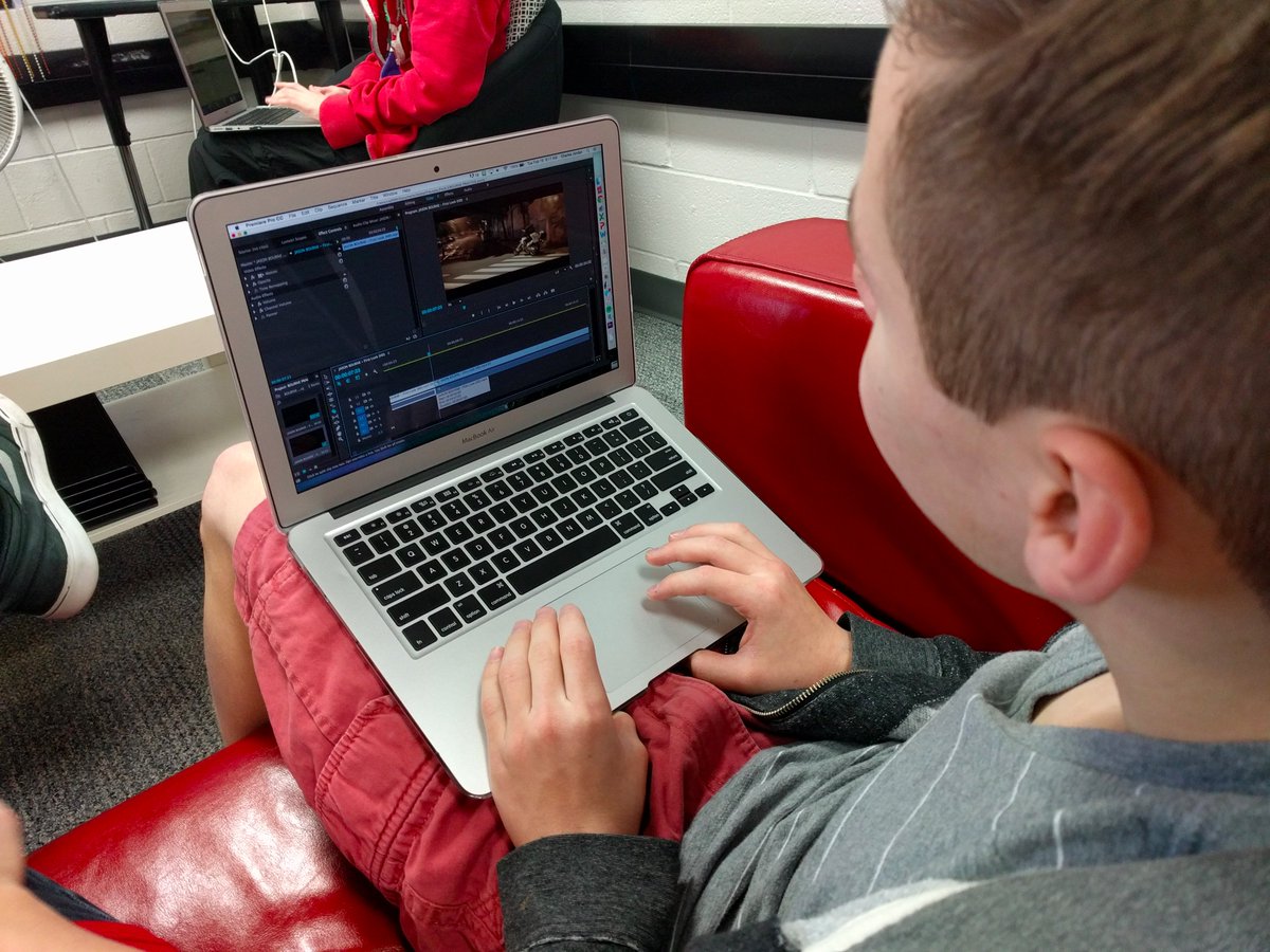 srlnthc's tweet photo. Editing Workshops! @reportinglabs @Janelle @DanaeBoyd https://t.co/yRW4AX0K71