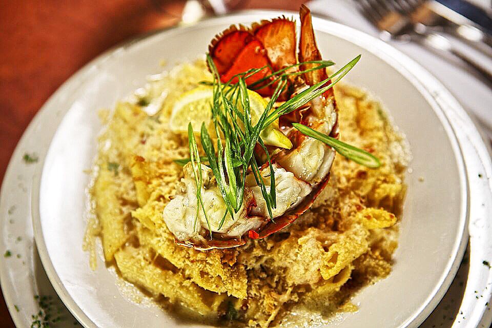 DanHarrisSteak's tweet photo. You can't get enough of our rich Lobster Mac and Cheese! Come stop by today &amp; see for yourself. https://t.co/RRjNM7Ak8i