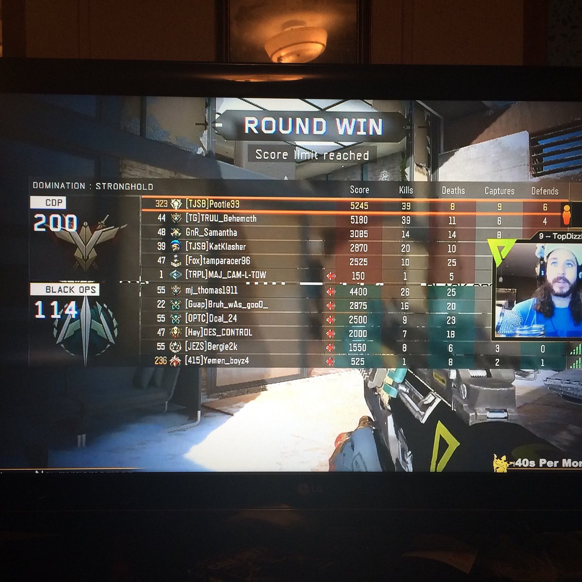 Shredzz30's tweet photo. When you wreck with your favorite streamer @ImPootie #stronghold #cinchgaming #cjgrips #truugaming #youtube #twitch https://t.co/TOcHVbWD6B