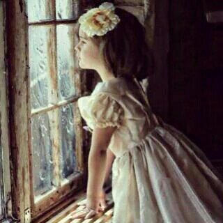 وتــبقئ حــياتي كمــا هي 😔
لافــرح يكتمــل 😔…  ولا حــزن ينــتهي 😔
ولا حــلم يتحقــق 😔
#الحمدلله