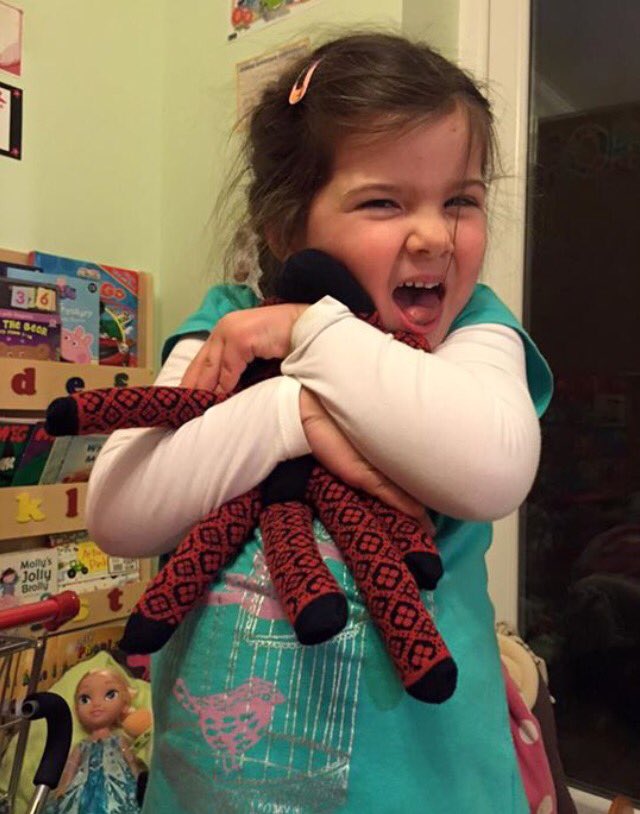 m1ssmonkeypenny's tweet photo. @ginamallon Happy faces with their new #sockmonkey https://t.co/nRRCdZZGiv