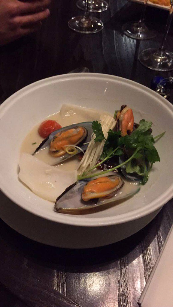 StefJacTay's tweet photo. Beautiful food at @ChaophrayaThai Leeds 😍👌 same about the service though on Valentine's afternoon https://t.co/VkImypBUGO
