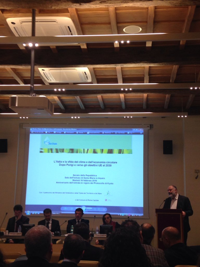 BarbaraSumberaz's tweet image. Professor @RiccardoValent Lazio : #technogical #Innovation, #climatechange adaptation, SME &amp;amp; #energyefficiency