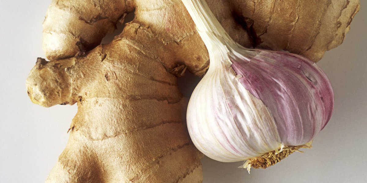 HuffPostCanada's tweet image. Things to keep you healthy when everyone around you is sick huff.to/20Ad0sC