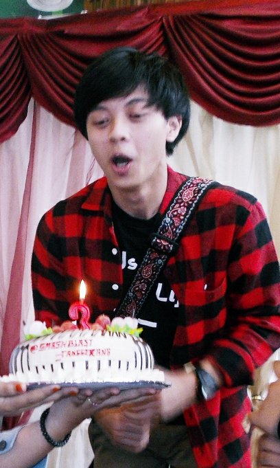 #AskSBT Apa yang kalian ingat dengan foto ini? 😂😂