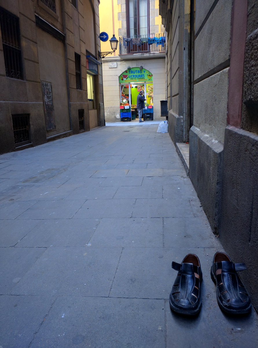 MayhemBCN's tweet photo. Good morning Barcelona! ... Checks calendar... Nope not Dec 6. Odd. #foundshoes #fb https://t.co/jmRJPKecvf