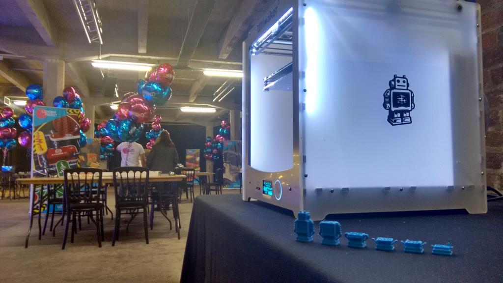 iMakrStore's tweet photo. #3dprinting another wonderful #lightboxproject @UtilitaEnergy !!! https://t.co/GrfBnAnmdt