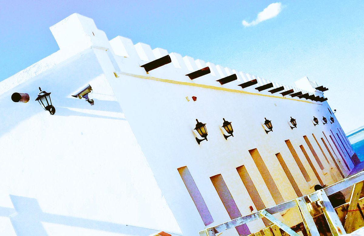 AlmuznMohammed's tweet image. #localarchitecture #4
Doors and windows.
#portsudan #Swakin 
Taken At &quot;Osman Digna island &quot;😍