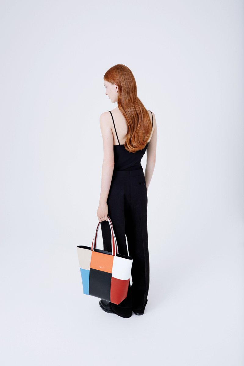 Jonathan Saunders tweet media