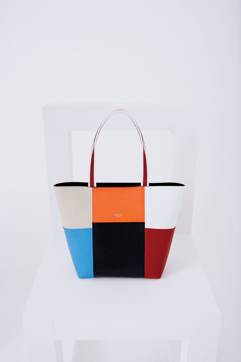 Jonathan Saunders tweet media