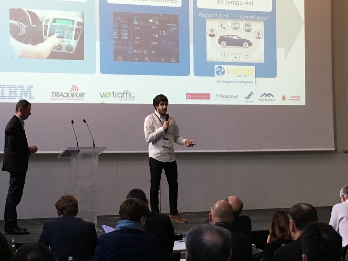 yseopAI's tweet photo. Intervention de @MaxAzoulay CTO Yseop en ce moment au concours #StartUp  #CAC16 + photo https://t.co/LF3r82qADS