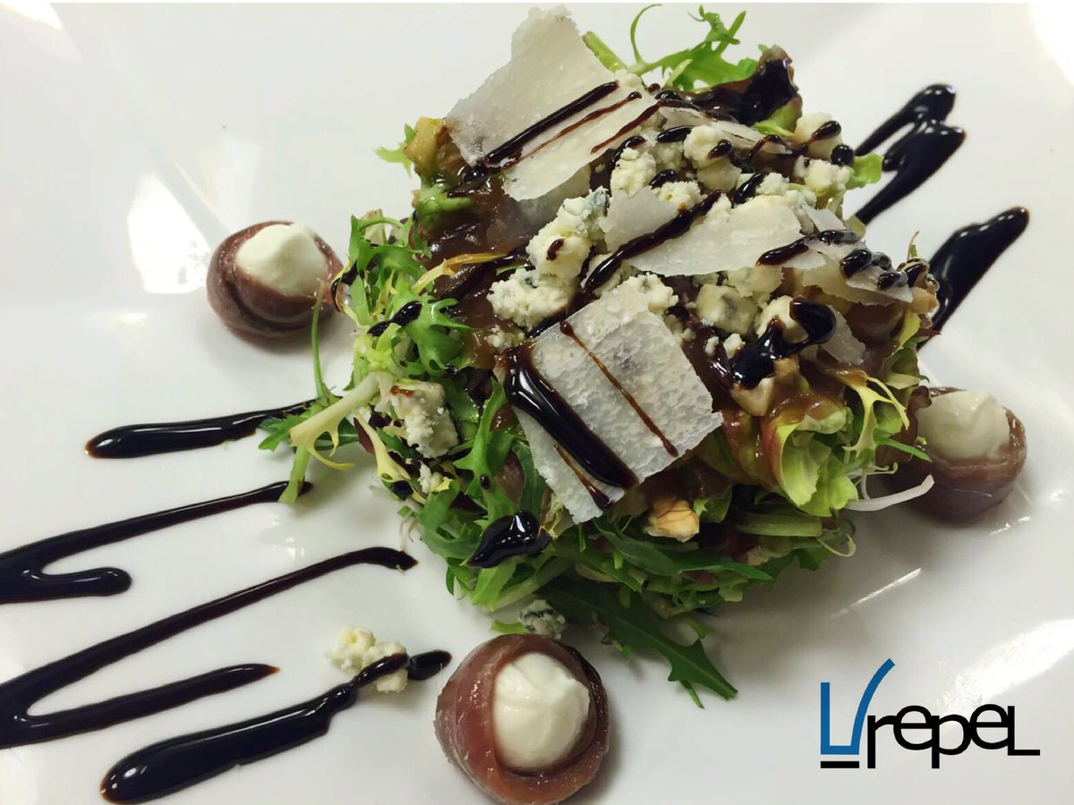 Urepelrest's tweet photo. ¡A estas horas ya tenemos hambre! https://t.co/rh5q2xuXg9