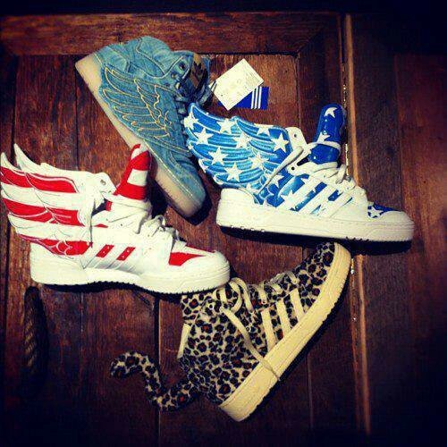 Reea_I's tweet photo. https://t.co/lIXzEqkbP6 #swagger #SwagStyle #hightlite #sneakers #superstar #jswings #adidas #blueweb #adidasallstar https://t.co/UrncPgTTBm