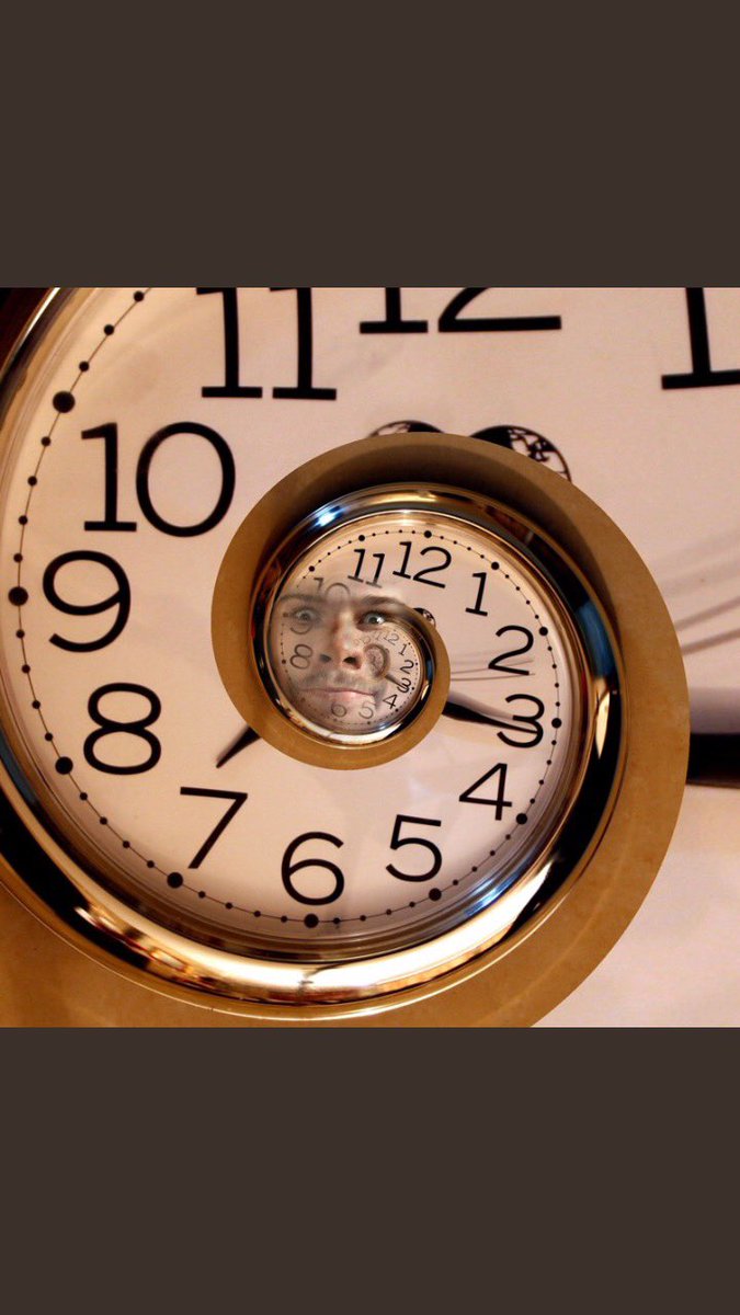 whatleosaid's tweet photo. If you are late, you probably are not on time #mindfuck https://t.co/pDqxDX3uoR