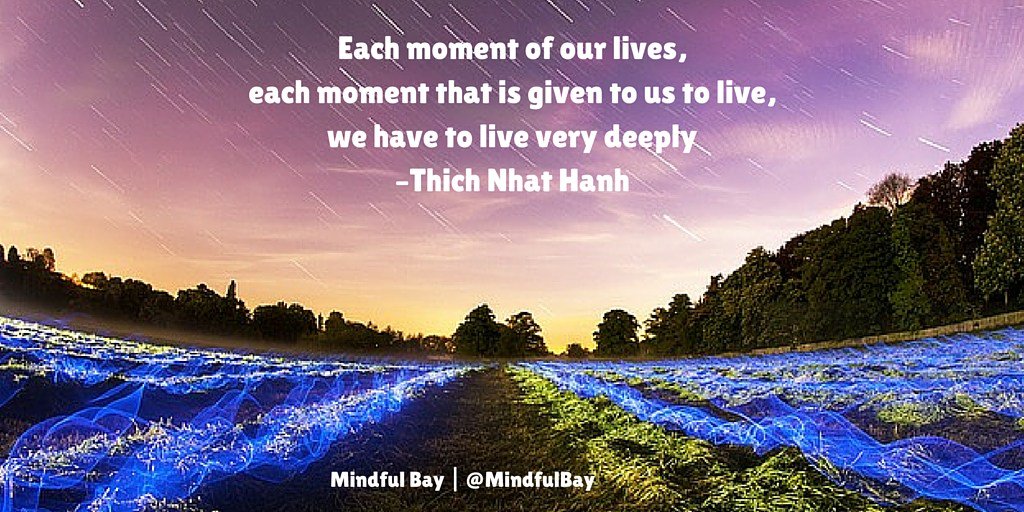 MindfulBay's tweet photo. Each moment of our lives... #quote #mindfulness https://t.co/E9RuGUul00 https://t.co/XJEsv9SYGV